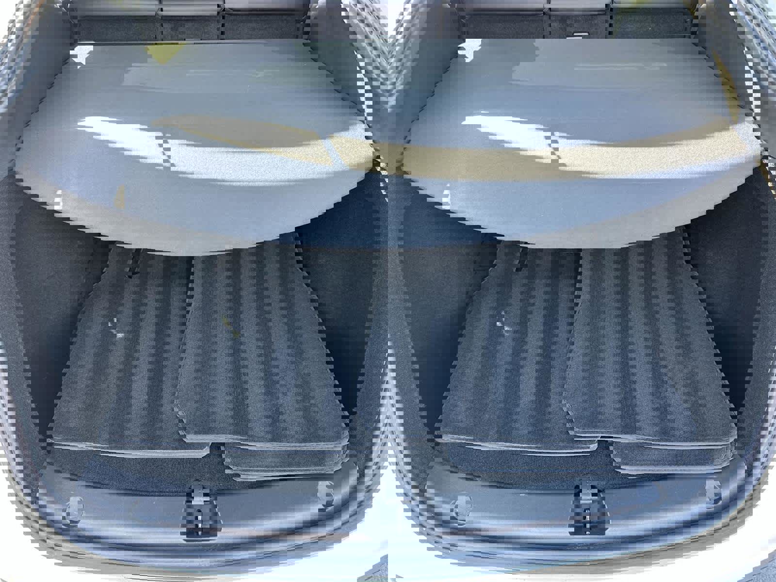 Used 2024 Tesla Model Y Performance image 20