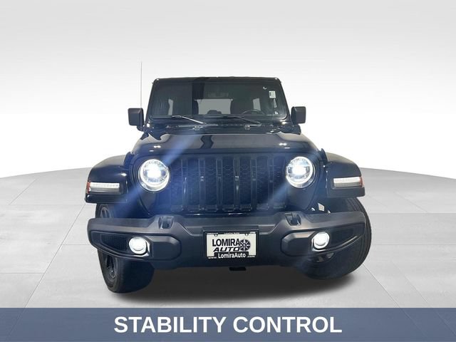 Used 2021 Jeep Wrangler Unlimited Sahara w/ Cold Weather Group AWD/4WD image 3