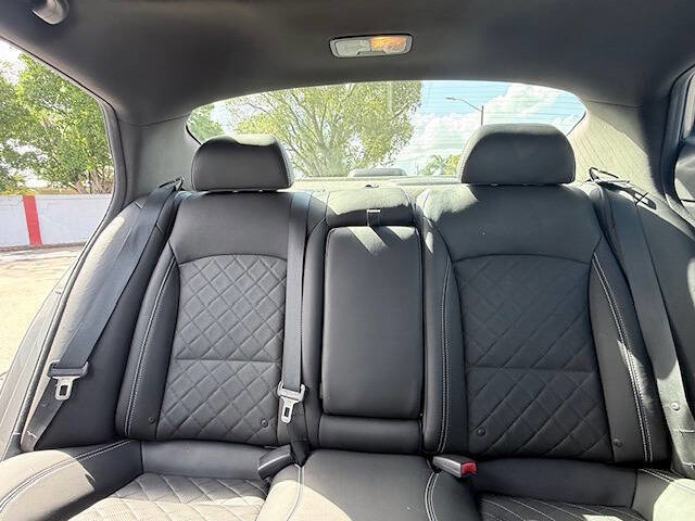 Used 2015 Kia Optima SX image 12