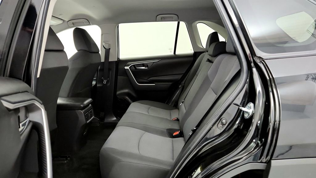 Certified 2025 Toyota RAV4 XLE AWD/4WD image 21