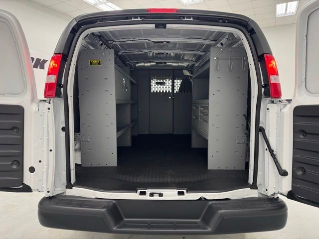 New 2025 Chevrolet Express 2500 w/ Driver Convenience Package image 21