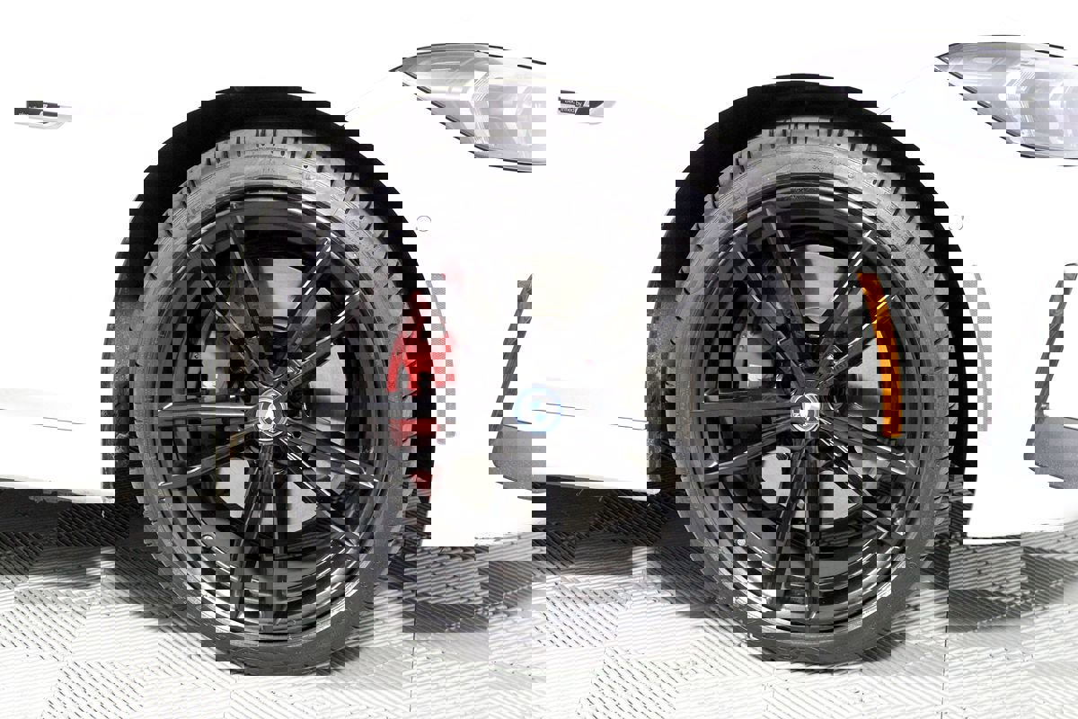 Used 2023 BMW 330e w/ M Sport Package image 36