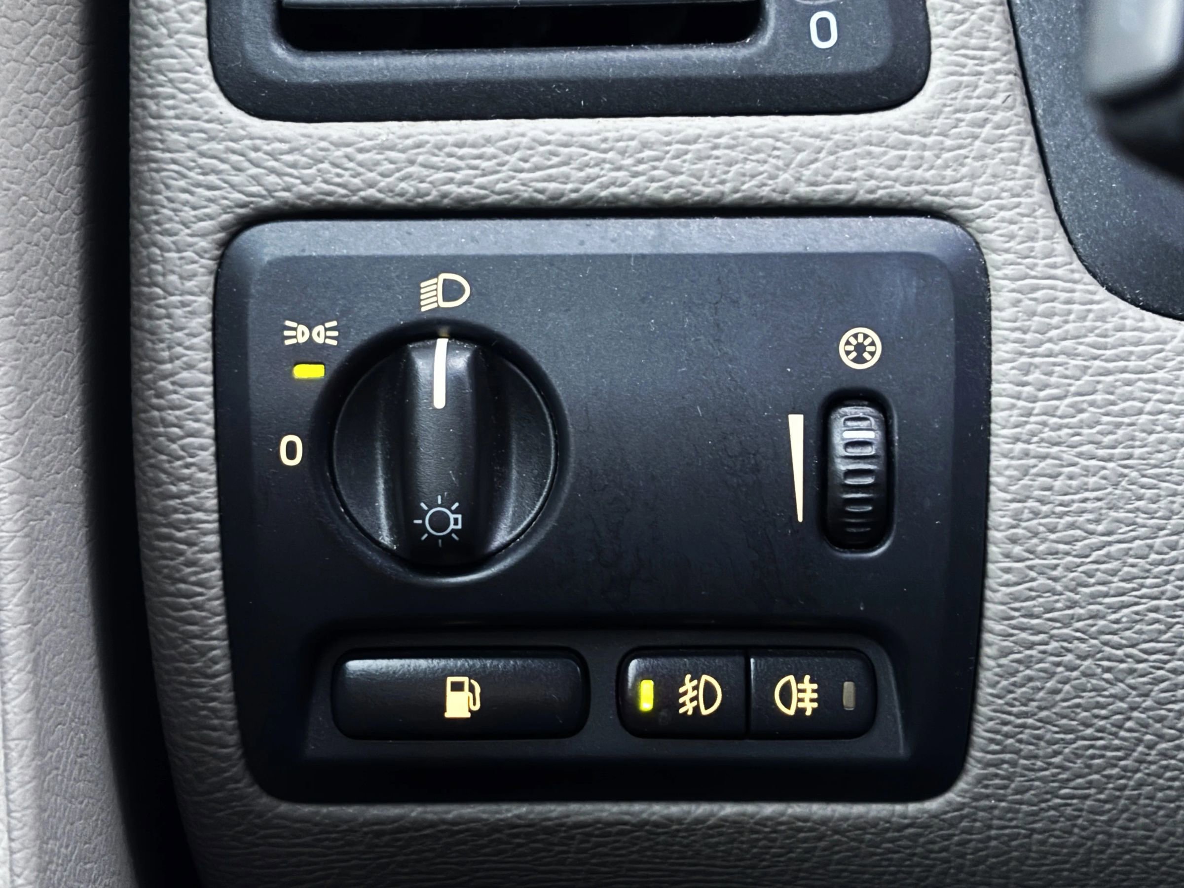 Used 2007 Volvo V70 2.5T image 15