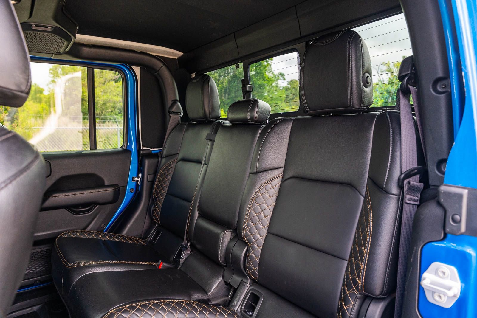Used 2022 Jeep Gladiator Overland AWD/4WD image 19