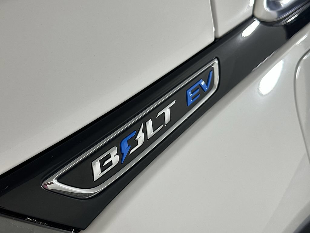 Used 2019 Chevrolet Bolt LT FWD image 32