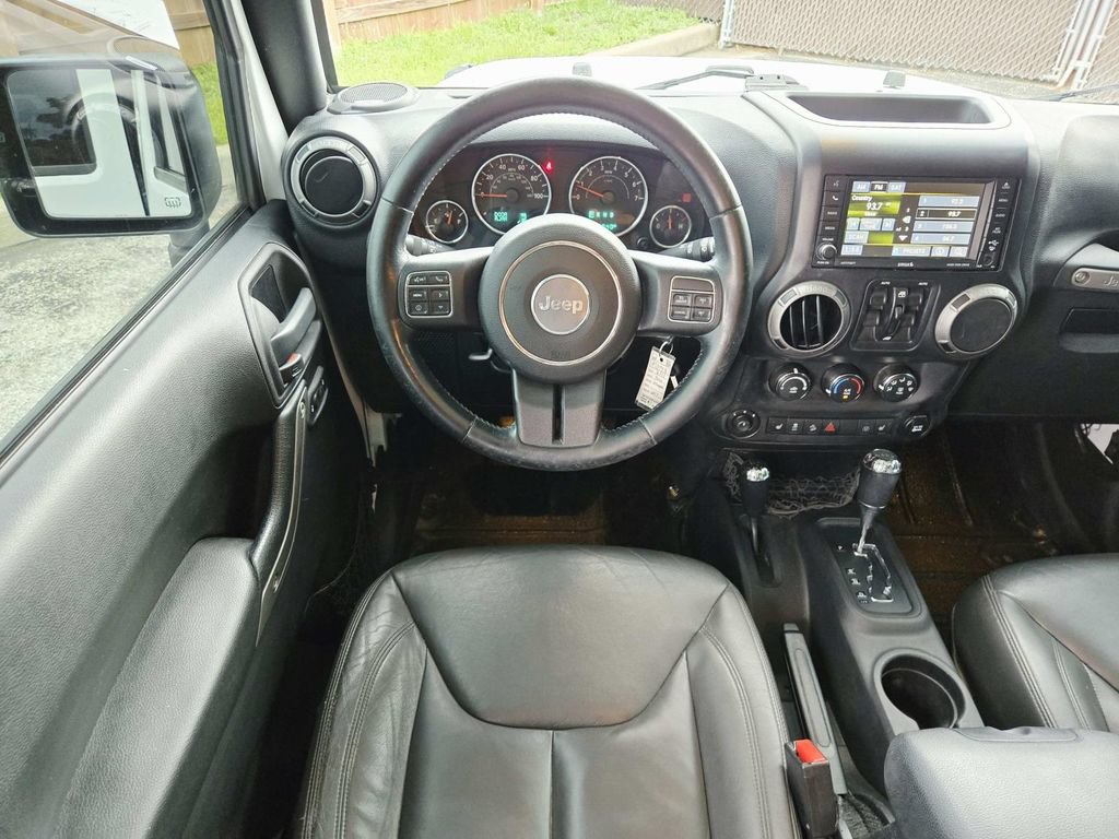 Used 2015 Jeep Wrangler Unlimited Sport w/ Quick Order Package 24S AWD/4WD image 10
