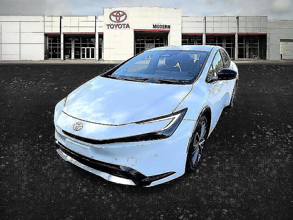 Used 2025 Toyota Prius XLE