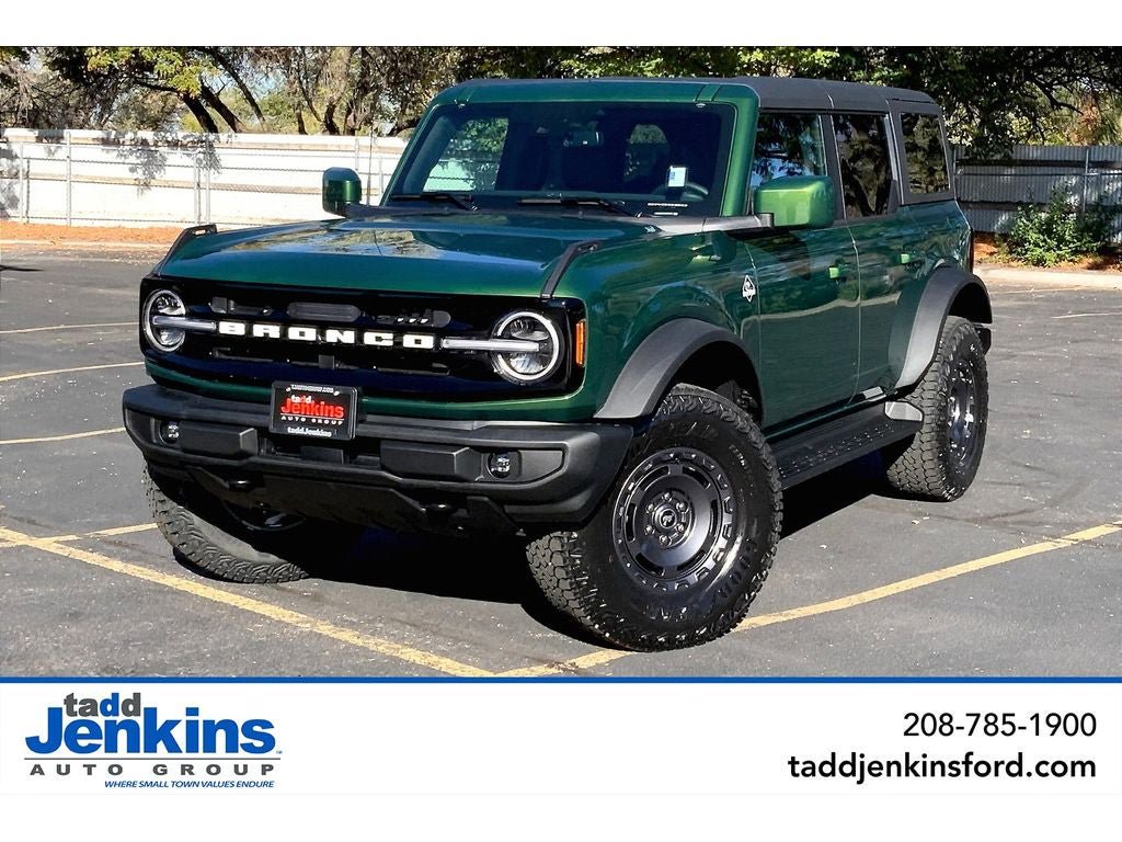 New 2025 Ford Bronco Outer Banks w/ Sasquatch Package AWD/4WD video 1