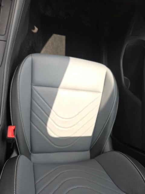 Used 2026 Volkswagen Tiguan SE AWD/4WD image 20