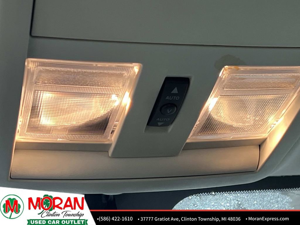 Used 2008 Chrysler 300 Touring image 24