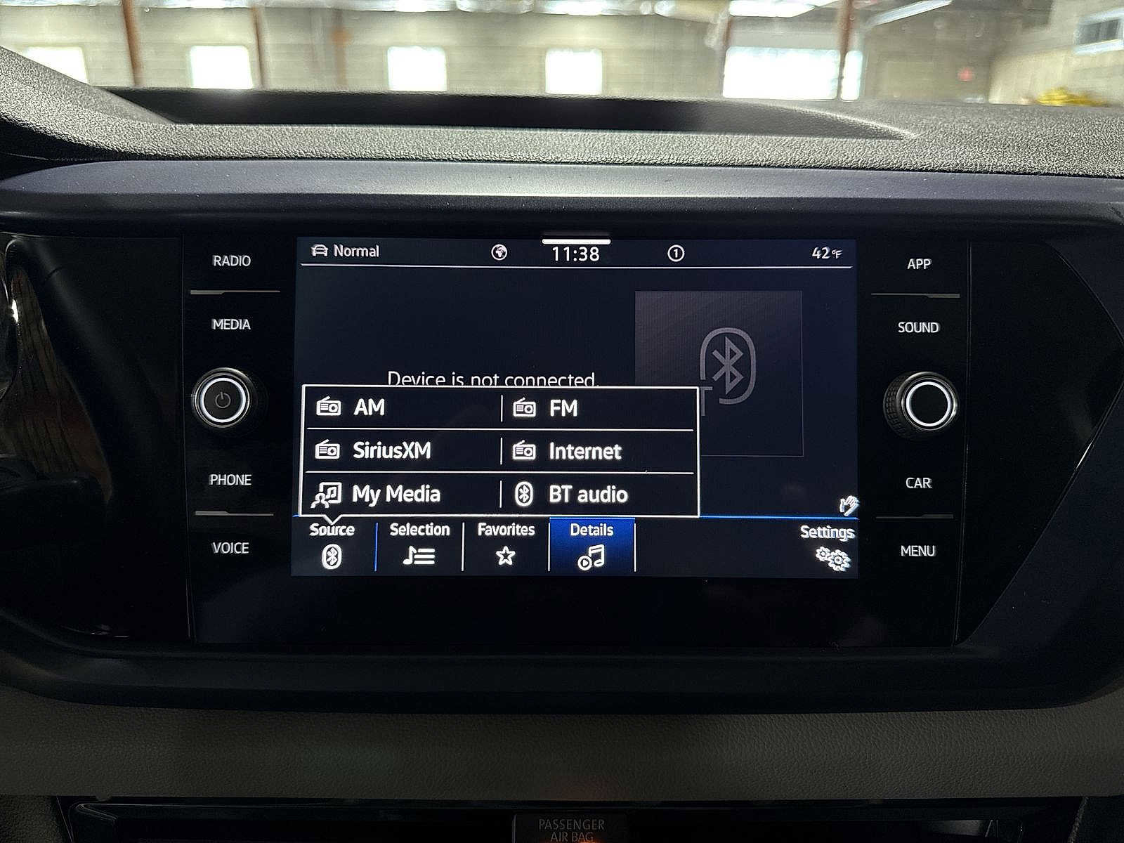 Used 2022 Volkswagen Taos SE image 20