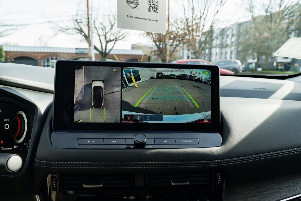 New 2026 Nissan Rogue Platinum image 14