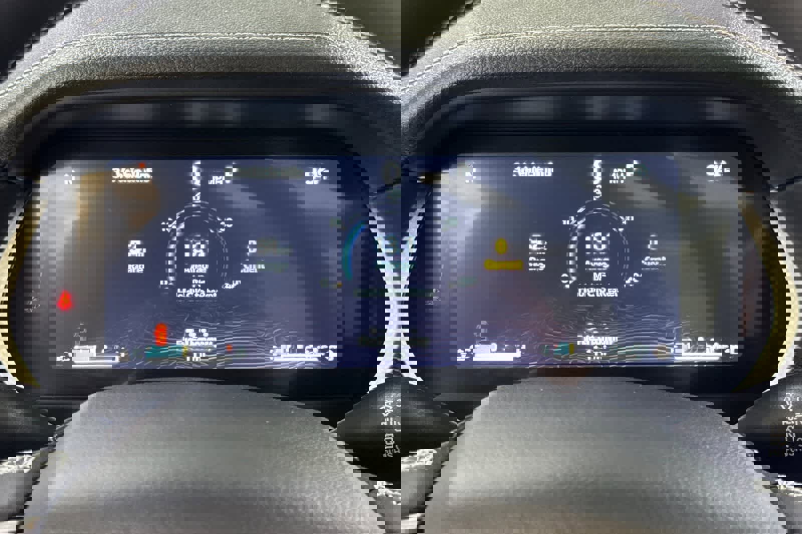 New 2025 Jeep Grand Cherokee Limited w/ Black Appearance Package image 29