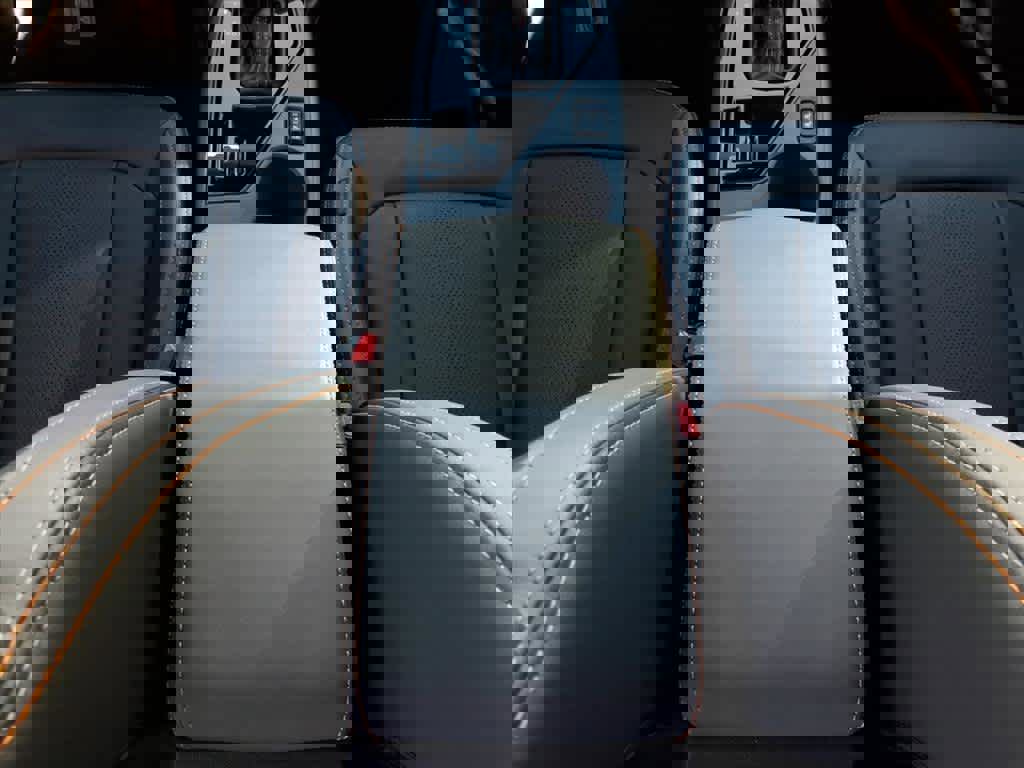 Used 2025 Subaru Crosstrek 2.5i Limited w/ Popular Package #3A image 30