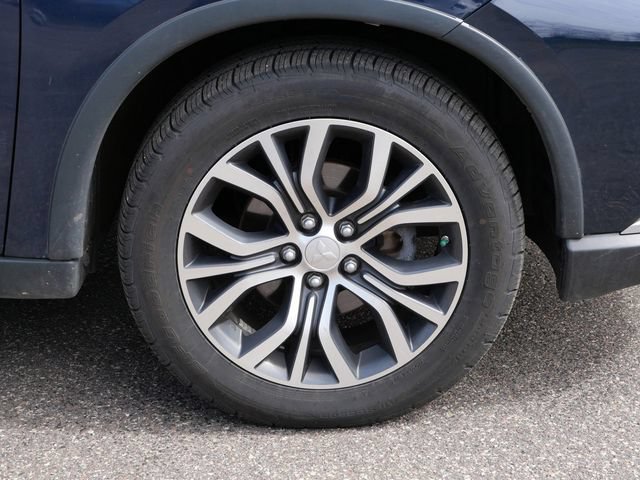 Used 2016 Mitsubishi Outlander ES AWD/4WD image 7