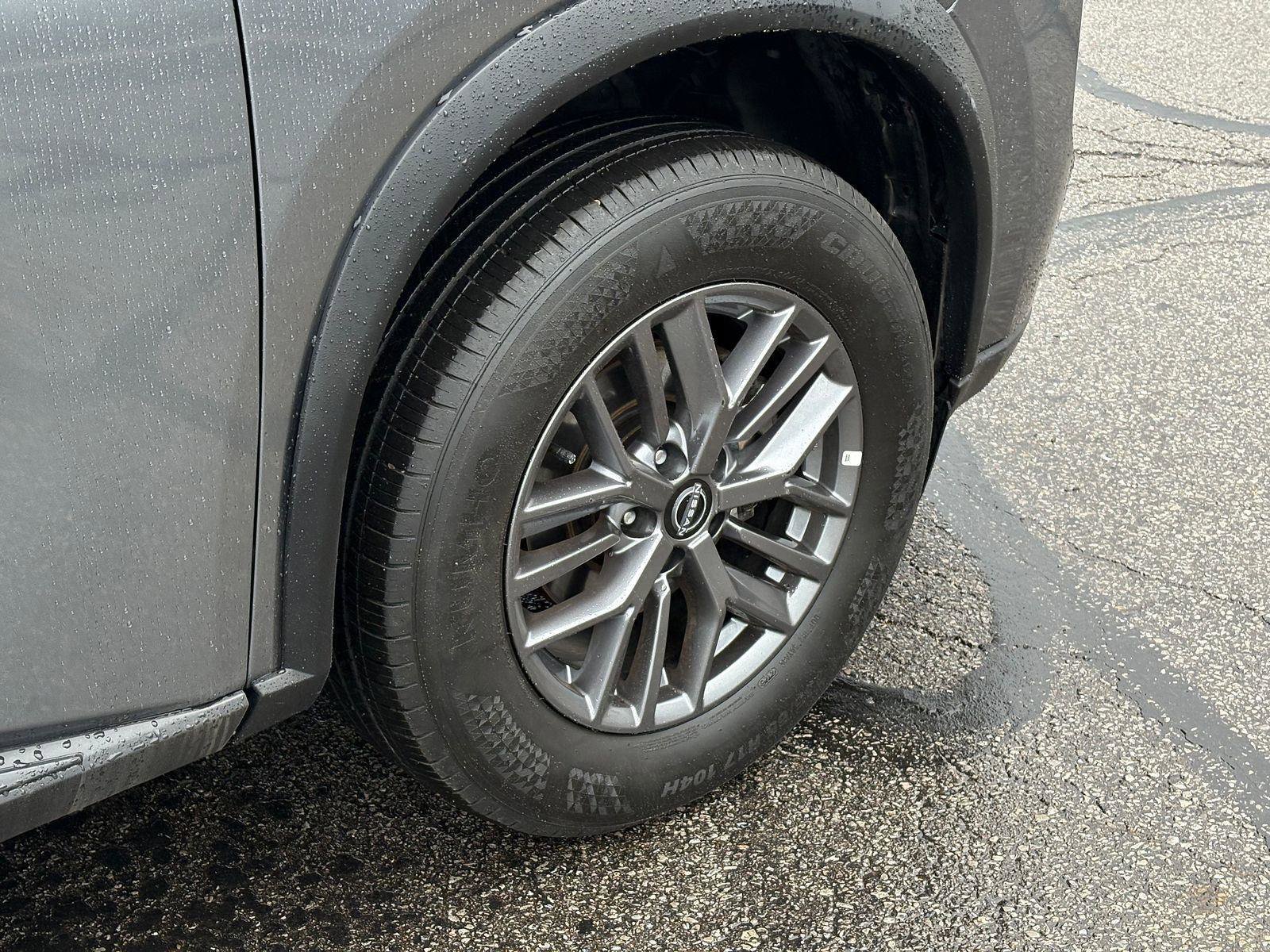Used 2026 Nissan Rogue SV AWD/4WD image 9