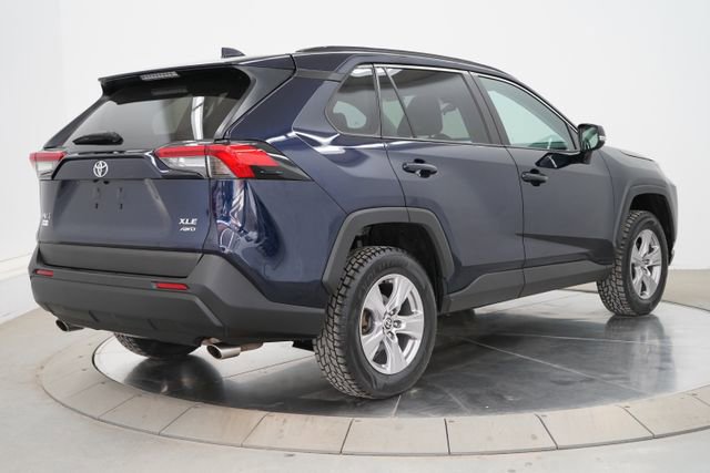 Used 2023 Toyota RAV4 XLE w/ Convenience Package image 7