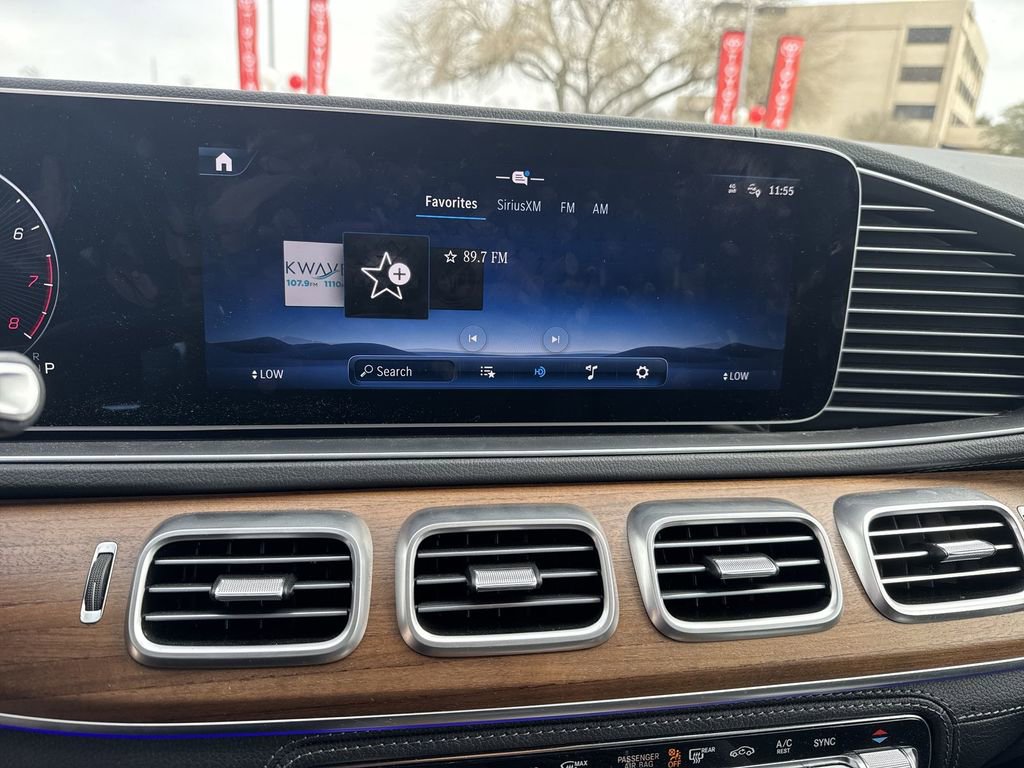 Used 2024 Mercedes-Benz GLS 580 4MATIC image 26