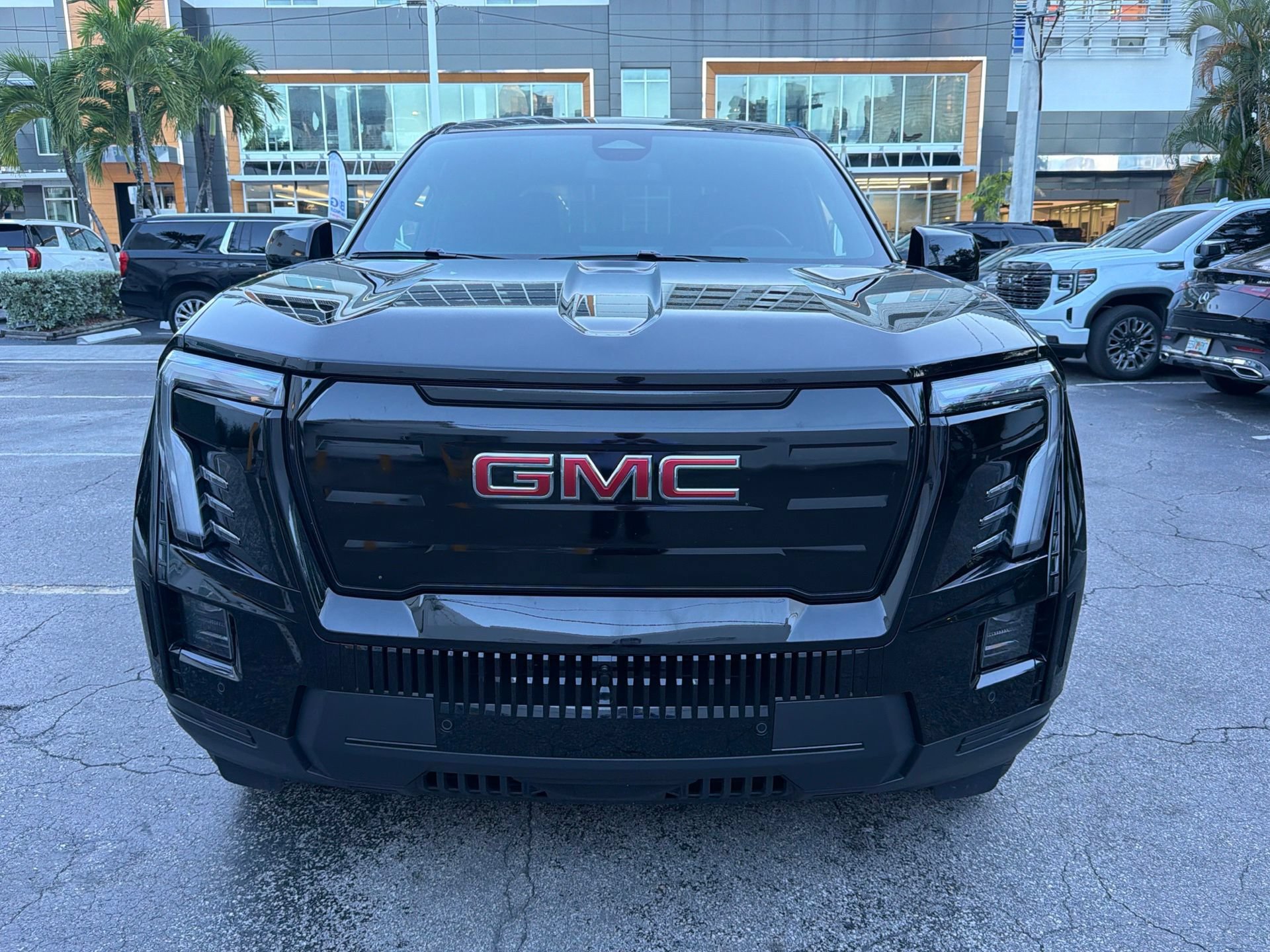 Used 2026 GMC Sierra EV Elevation AWD/4WD image 7