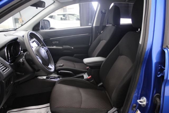 Used 2018 Mitsubishi Outlander Sport LE FWD image 10
