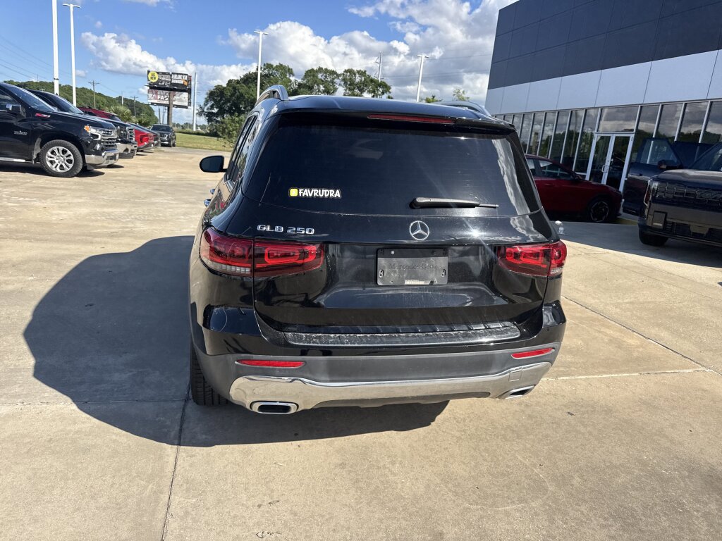 Used 2020 Mercedes-Benz GLB 250 image 15