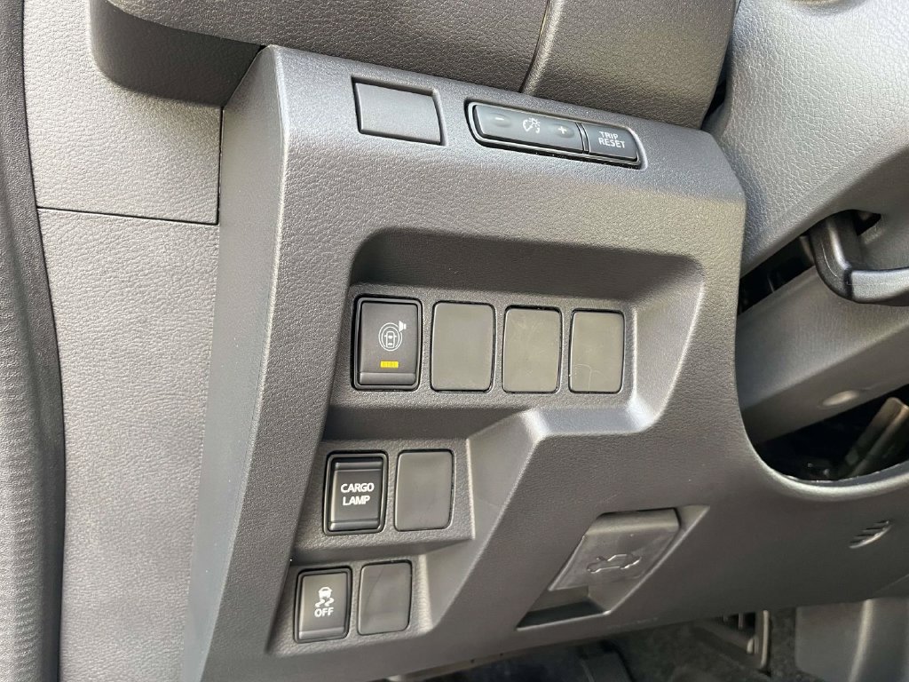 New 2027 Nissan Frontier S RWD image 18