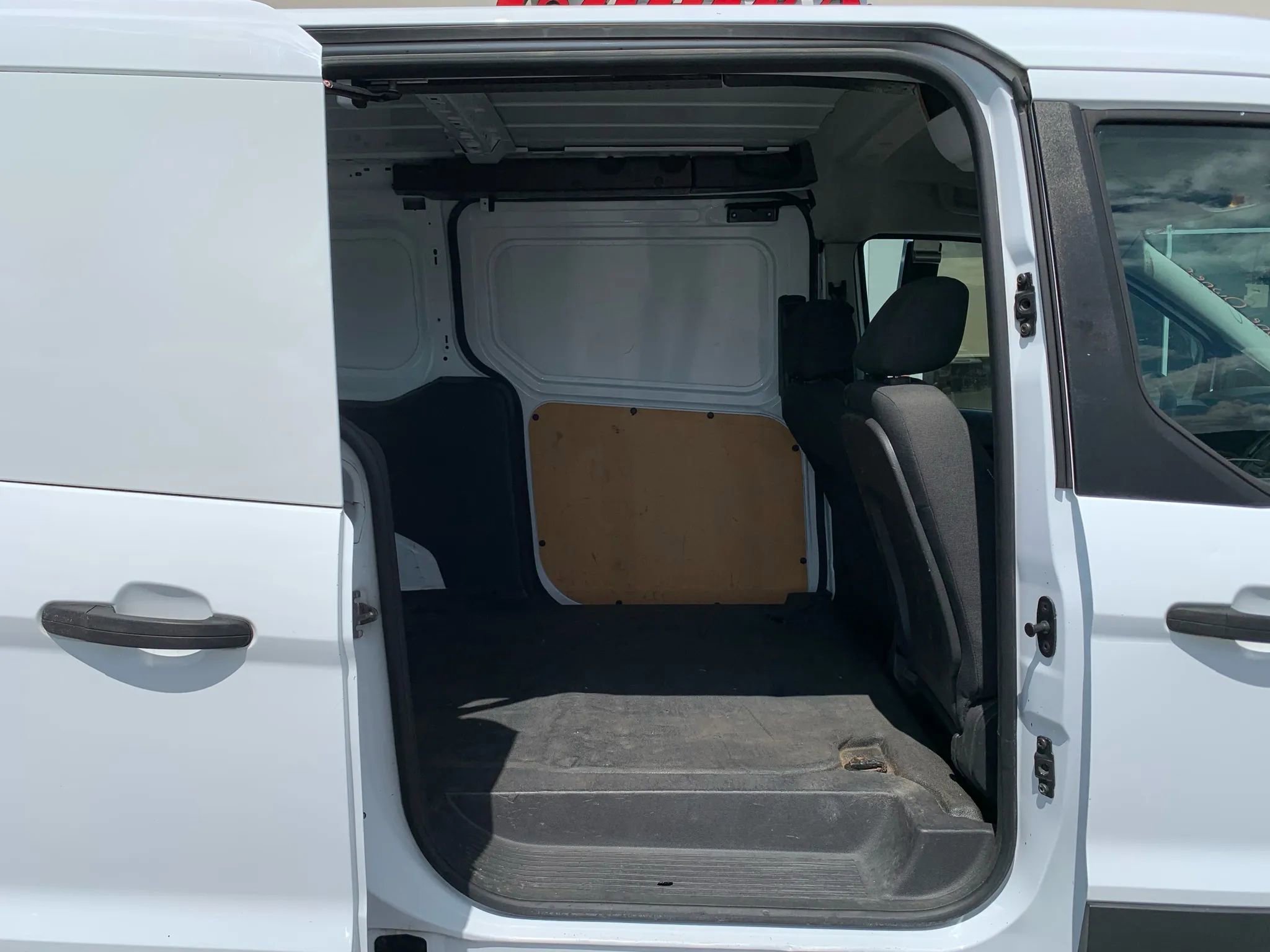 Used 2014 Ford Transit Connect XL image 23