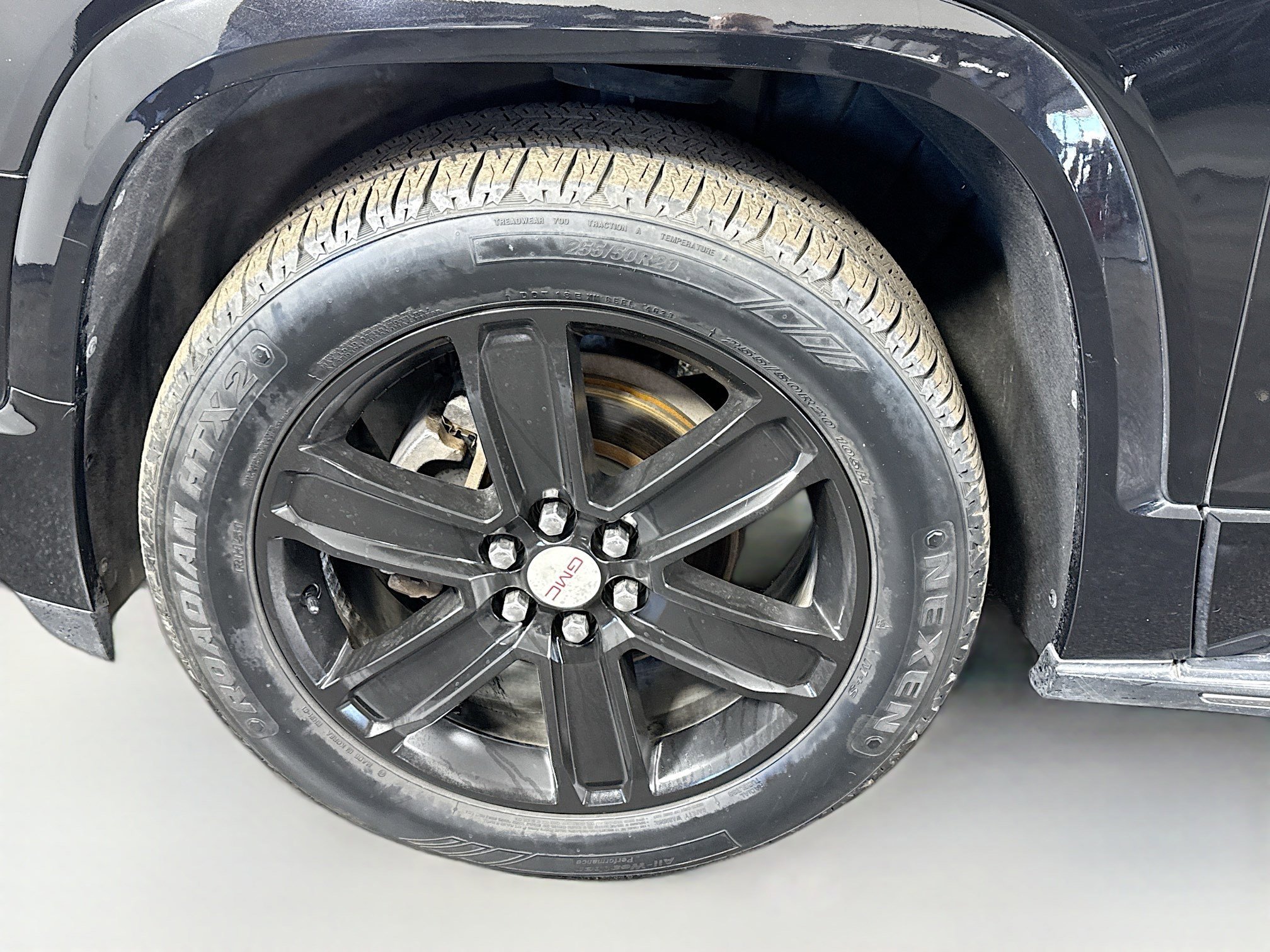 Used 2017 GMC Acadia Denali w/ Technology Package image 38