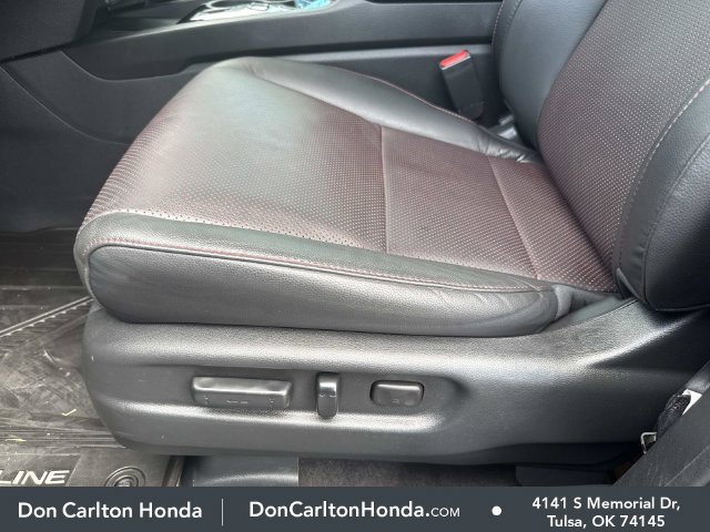 Used 2025 Honda Ridgeline Black Edition image 15