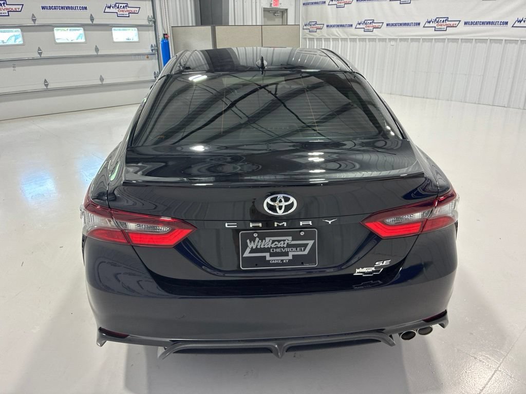Used 2024 Toyota Camry SE w/ Cold Weather Package FWD image 6