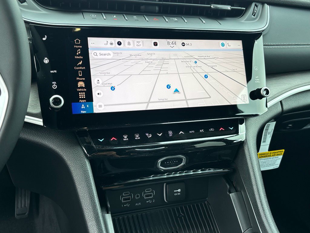 New 2027 Jeep Grand Cherokee 4WD image 12