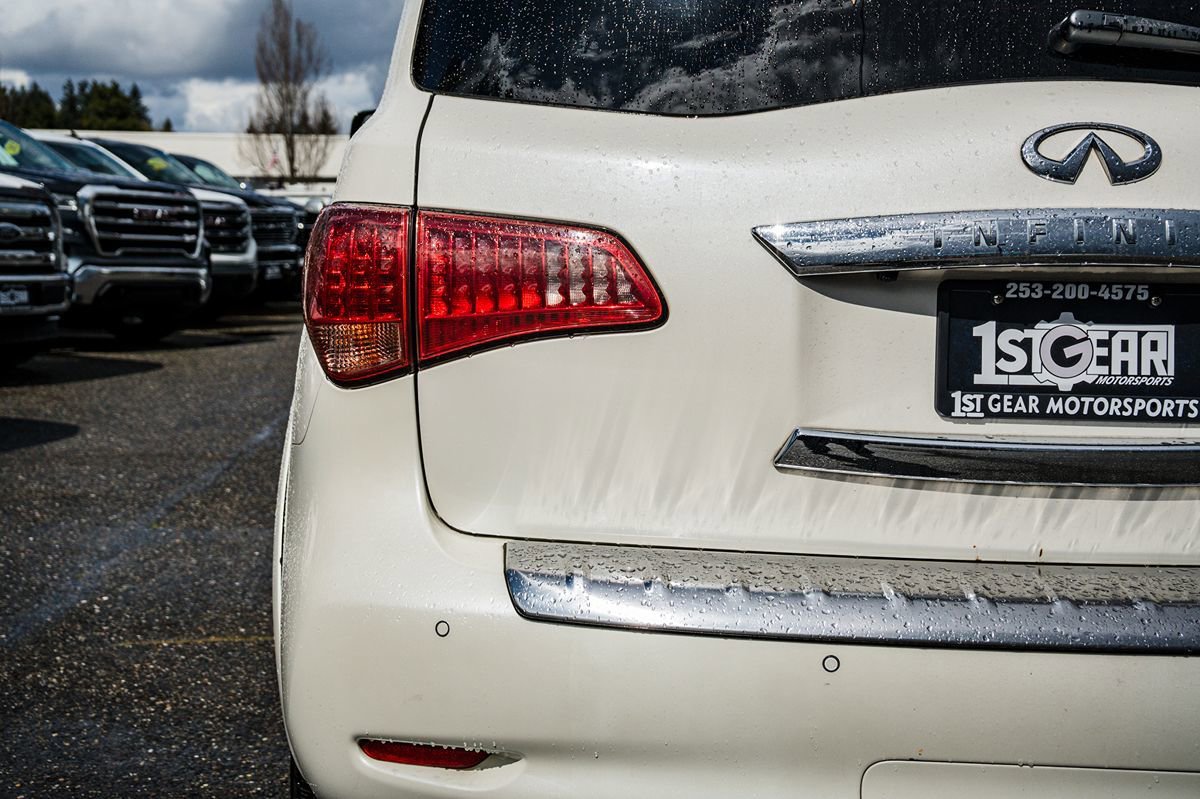 Used 2017 INFINITI QX80 4WD w/ Deluxe Technology Package image 10