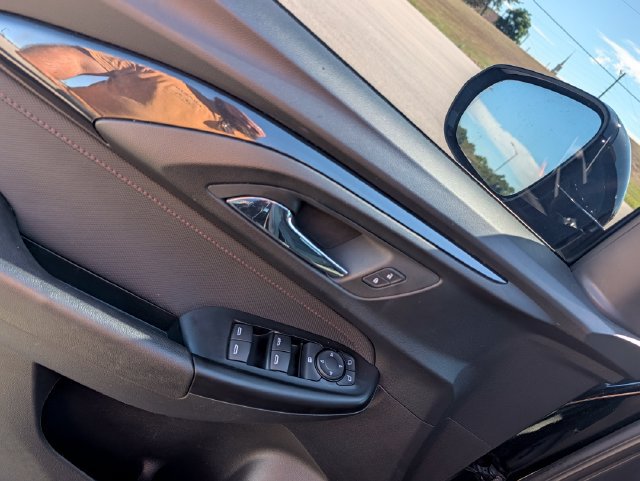 Used 2023 Chevrolet TrailBlazer RS w/ Convenience Package FWD image 11