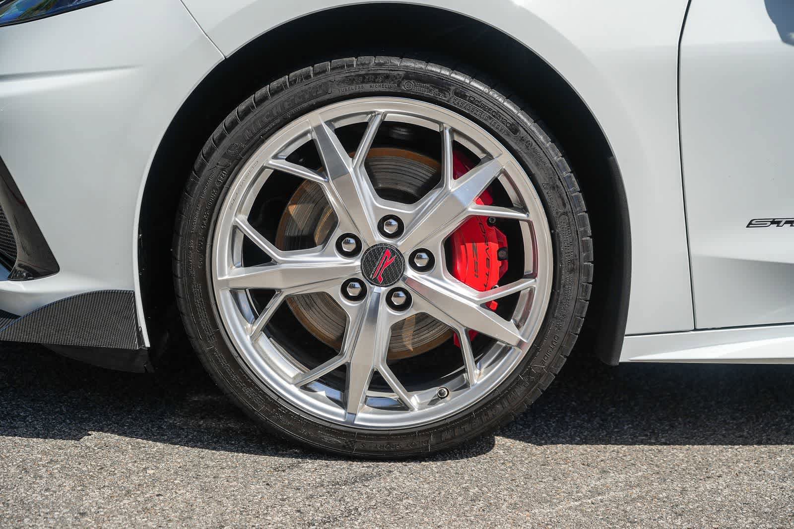 Used 2021 Chevrolet Corvette Stingray Premium Conv w/ Z51 Performance Package RWD image 10