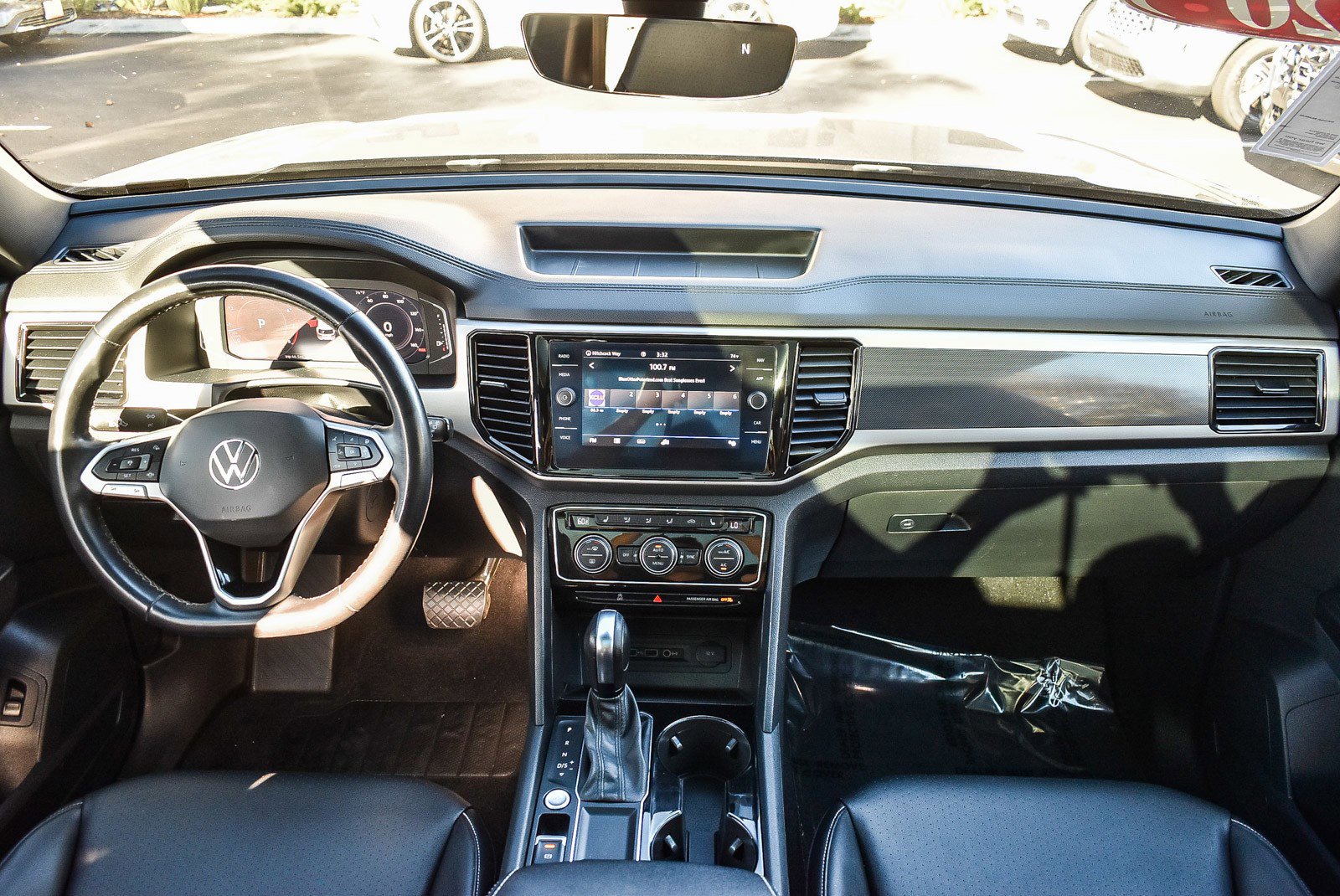 Used 2020 Volkswagen Atlas Cross Sport SEL image 13