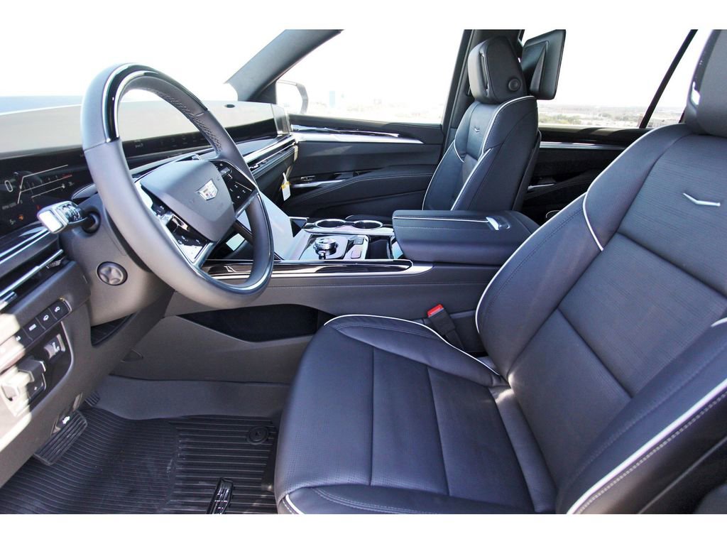 New 2026 Cadillac Escalade ESV Sport w/ Touring Package image 6