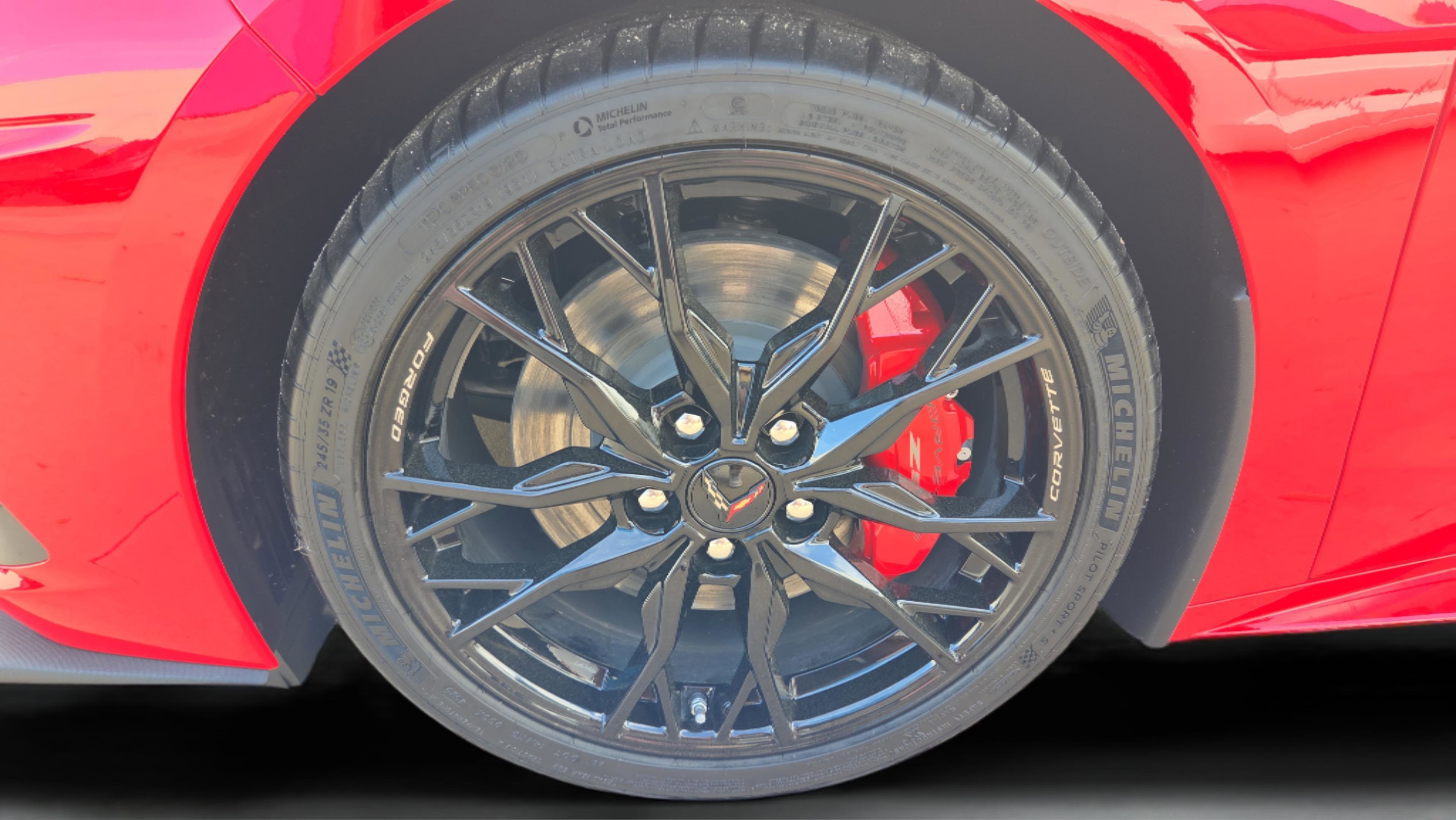 New 2026 Chevrolet Corvette Stingray Premium Conv w/ Z51 Performance Package image 9