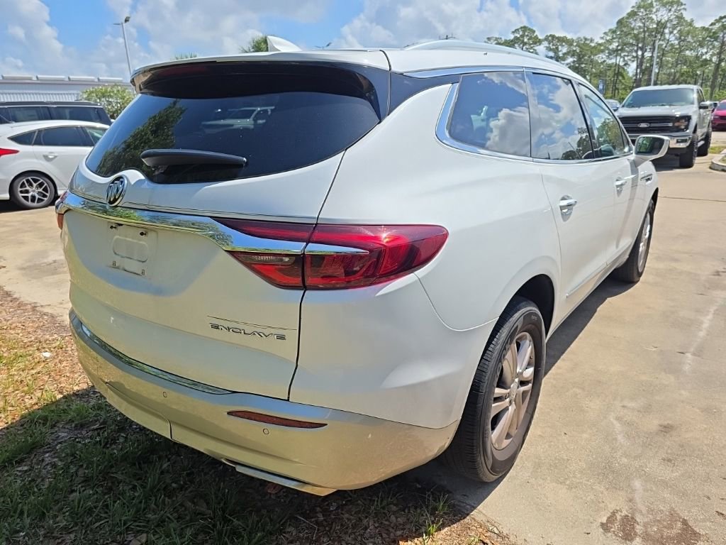 Used 2019 Buick Enclave Essence FWD image 5