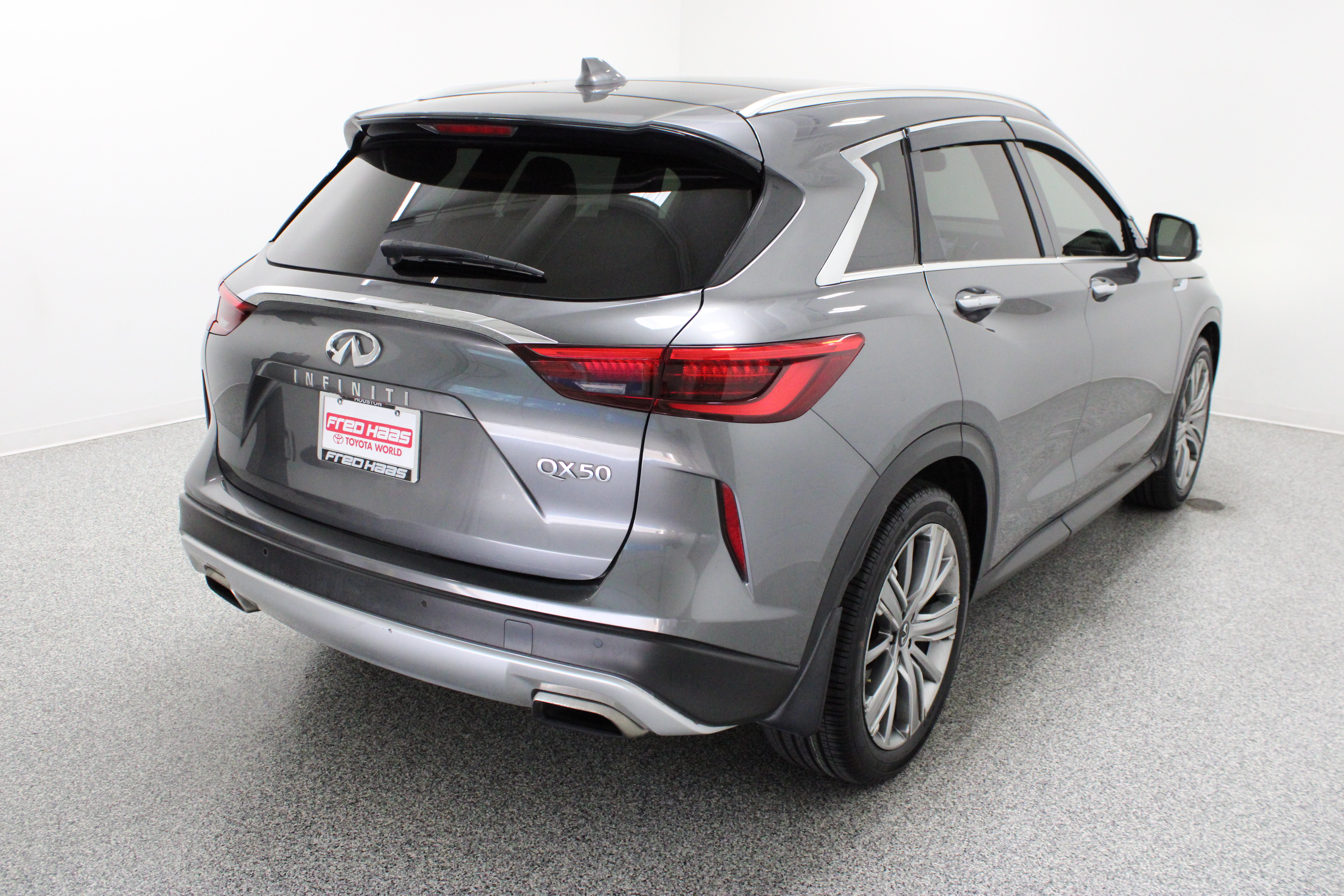 Used 2022 INFINITI QX50 Sensory FWD image 7