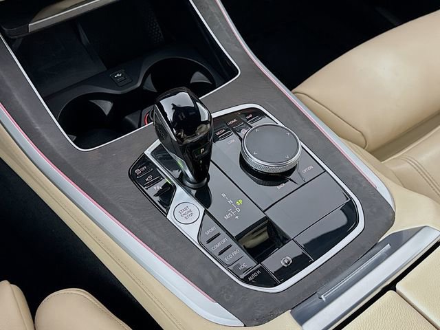 Used 2022 BMW X5 xDrive40i w/ Premium Package image 17