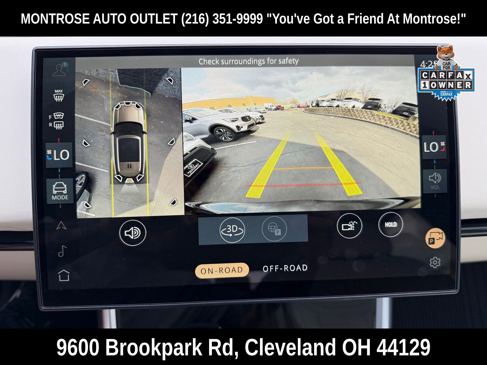 Used 2025 Land Rover Range Rover SE image 38