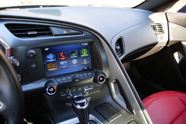 Used 2019 Chevrolet Corvette Stingray Convertible w/ 1LT image 8