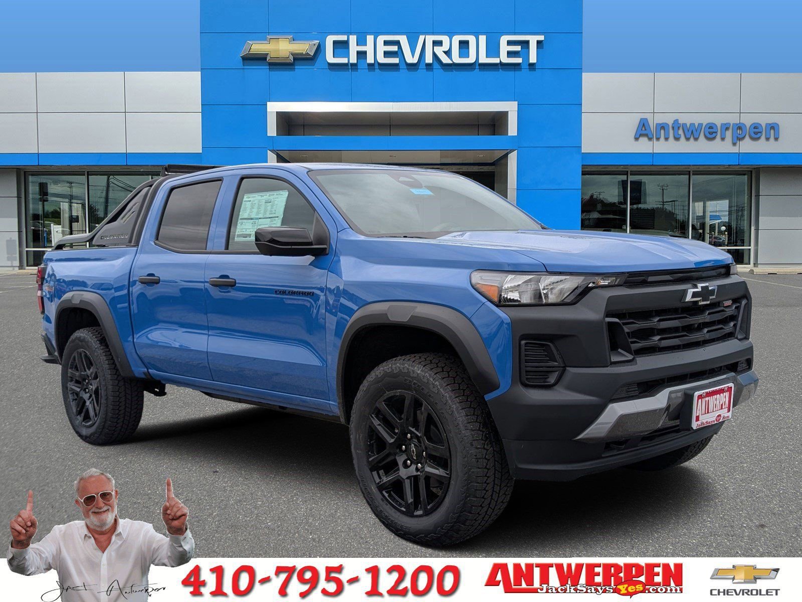 New 2025 Chevrolet Colorado Trail Boss w/ Midnight Edition image 1