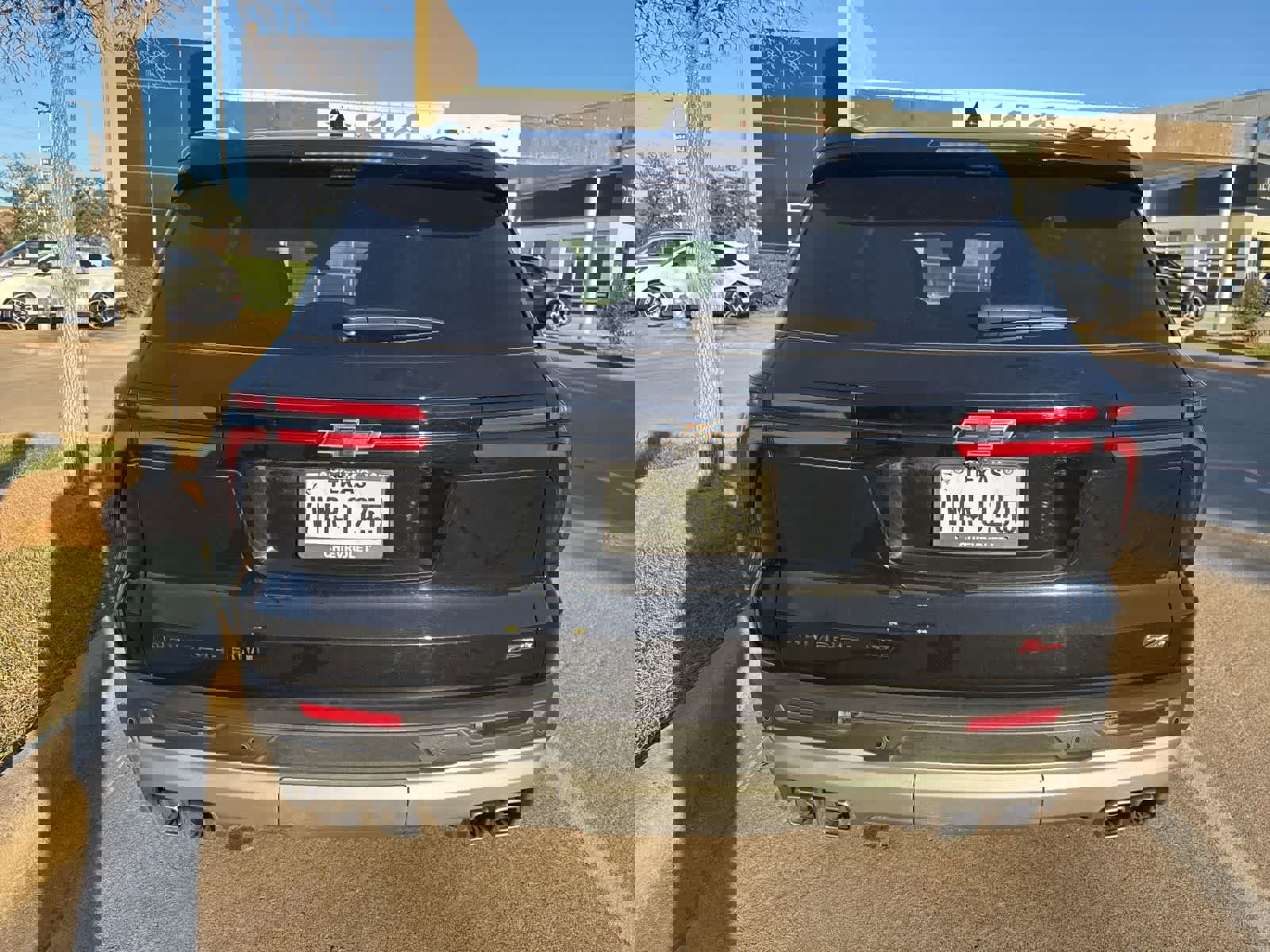 Used 2024 Chevrolet Traverse Z71 w/ Enhanced Driving Package image 5