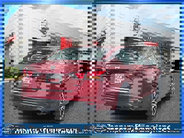 Certified 2022 Nissan Altima 2.5 SR image 6