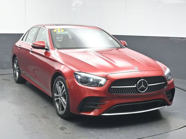Used 2021 Mercedes-Benz E 350 4MATIC Sedan image 2