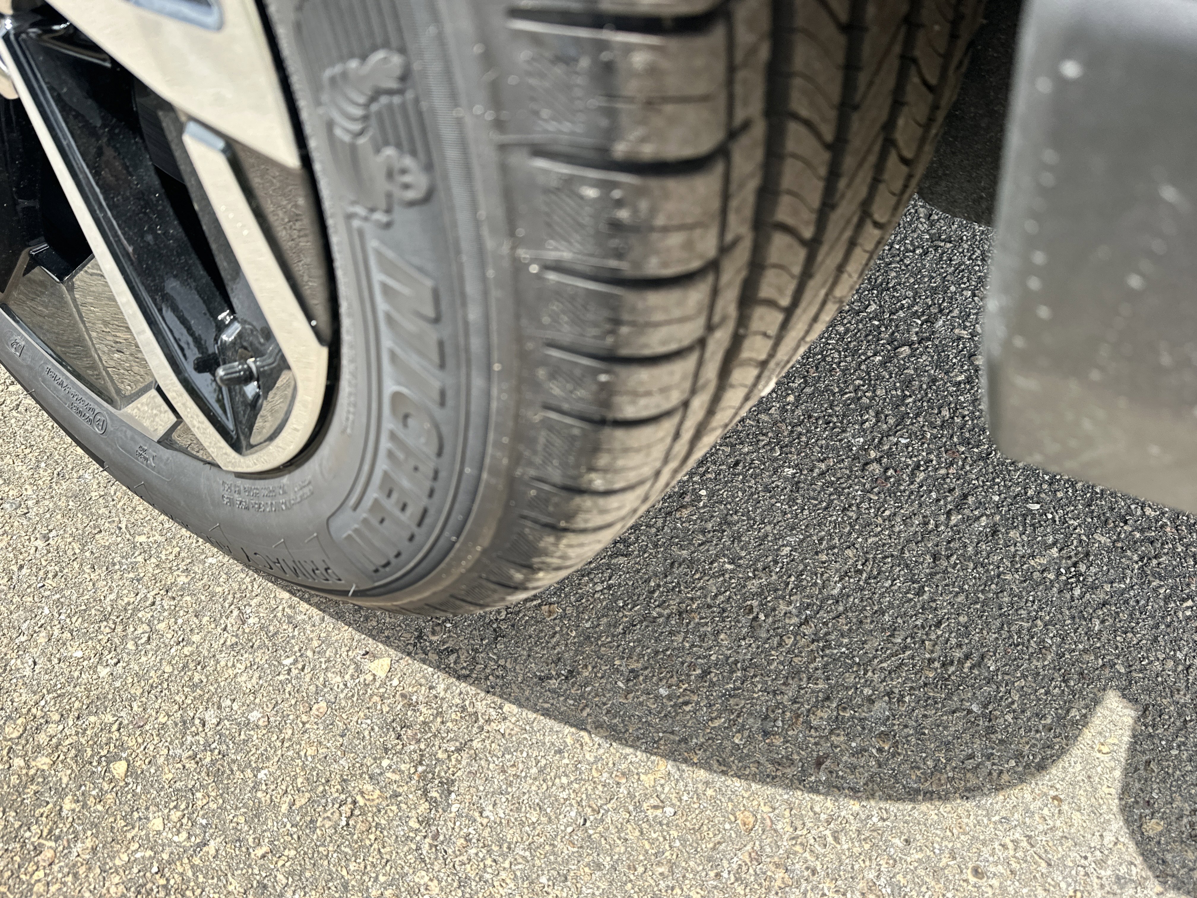 New 2026 Chevrolet Equinox EV LT image 9