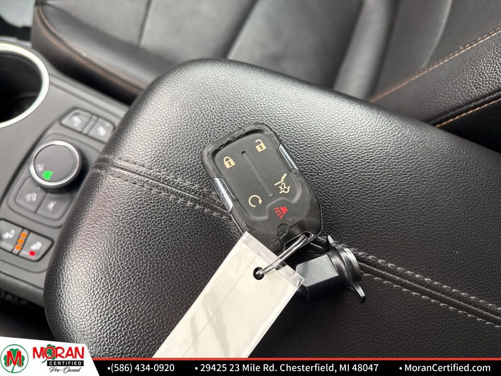 Used 2021 GMC Terrain SLT w/ Elevation Edition image 32