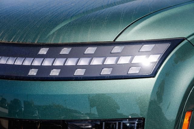 New 2026 Hyundai Ioniq 9 Calligraphy image 8