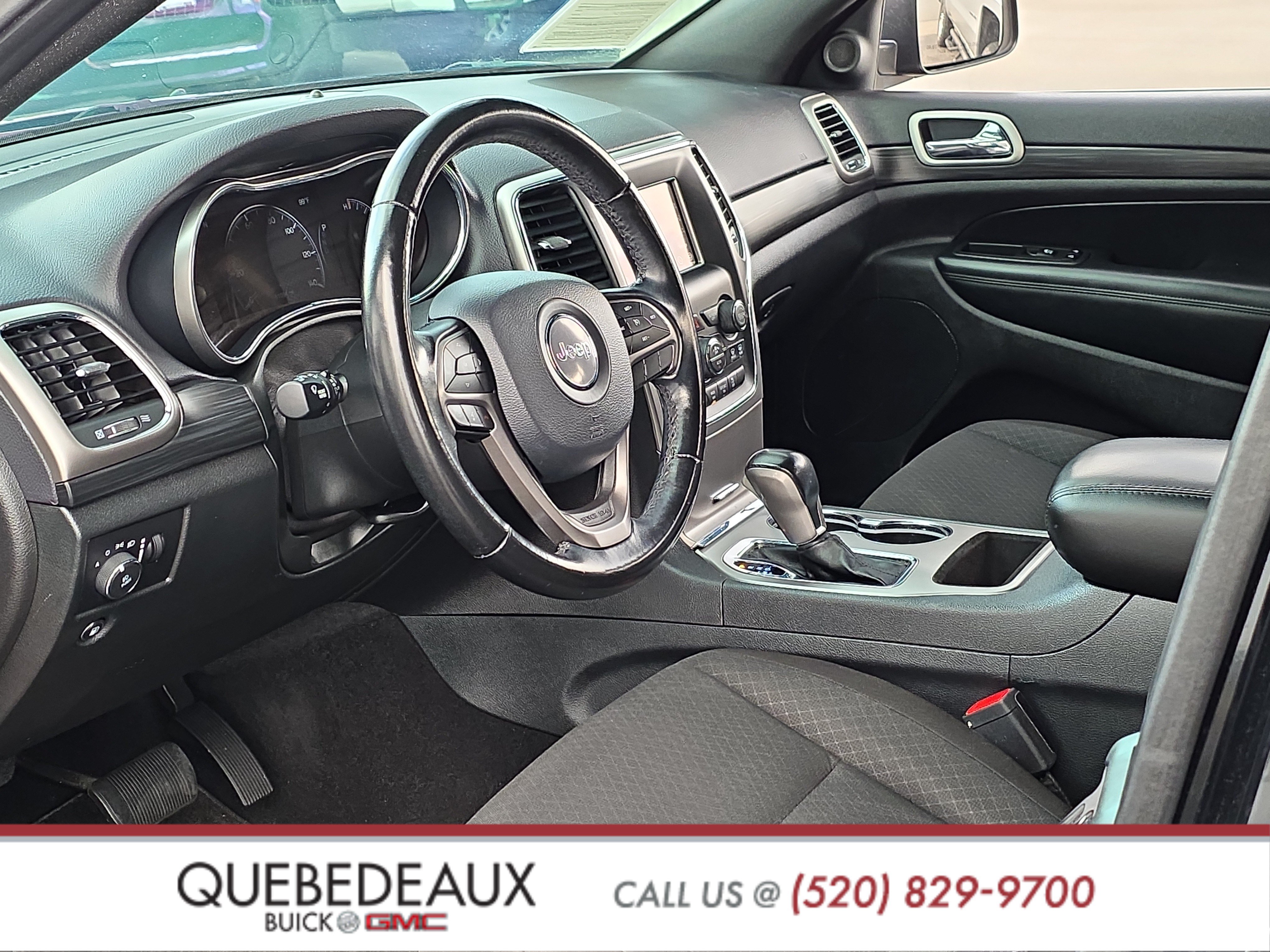 Used 2020 Jeep Grand Cherokee Laredo RWD image 10